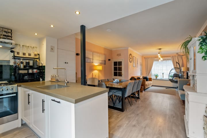 Hoekwoning te koop: Alexanderstraat 1, Capelle Aan Den Ijssel