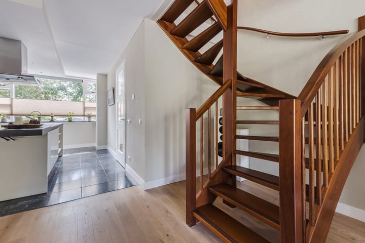 Tussenwoning te koop: Karperstraat 154, Aalsmeer