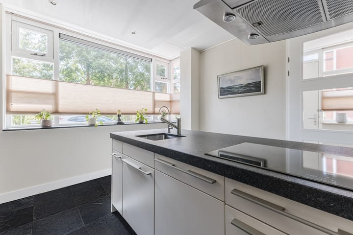 Tussenwoning te koop: Karperstraat 154, Aalsmeer