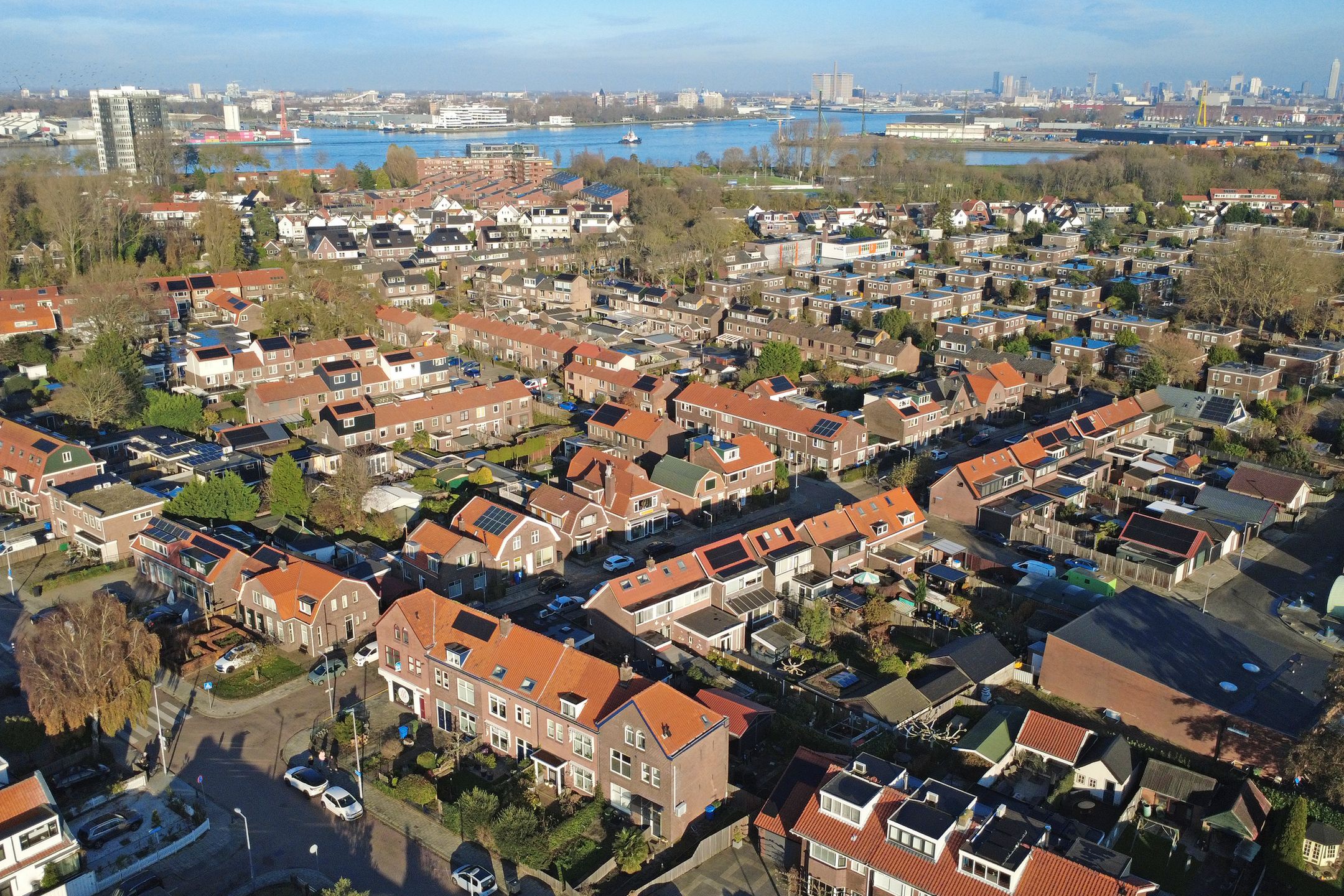 Photo 36 of Burgemeester van Esstraat 144