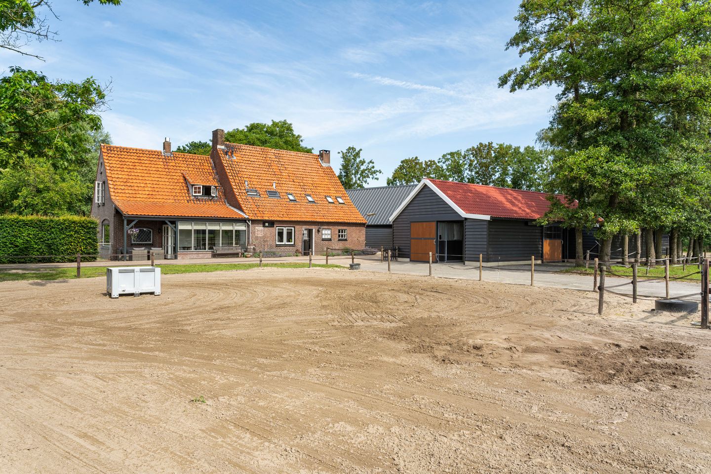 Photo 44 of Onderweg 1
