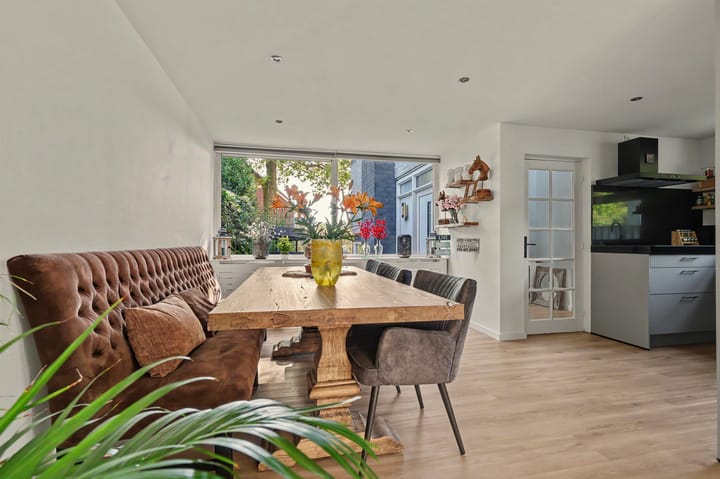 Tussenwoning te koop: Venusstraat 22, Dongen