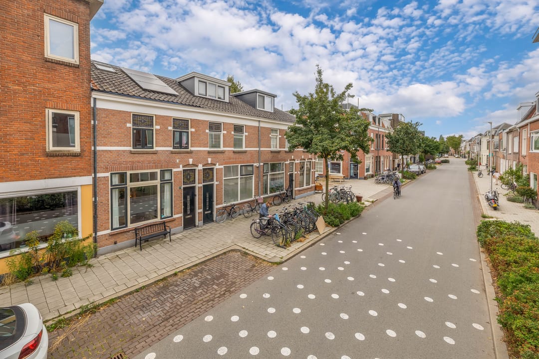 Photo 8 of Oudwijkerdwarsstraat 77