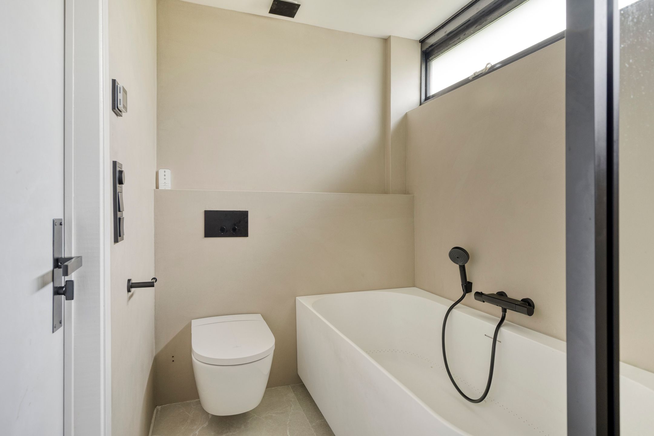 Photo 18 of Aletta Jacobsstraat 48