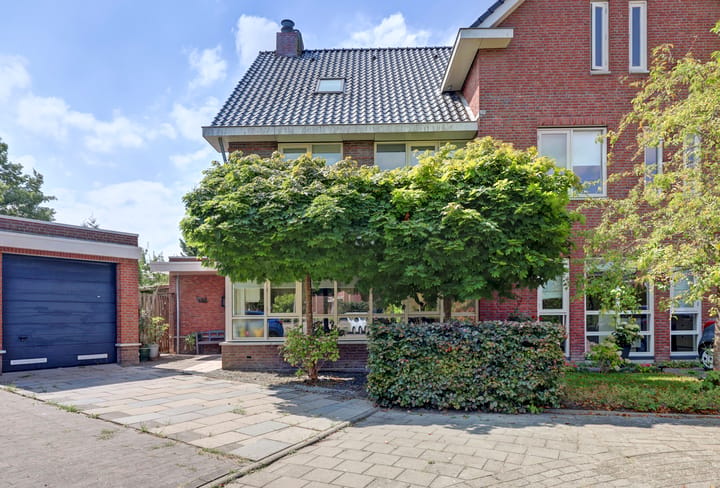 Hoekwoning te koop: Waterland 87, Ridderkerk