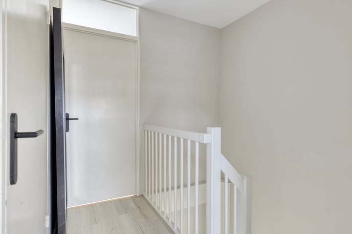 Tussenwoning te koop: Isisstraat 7, Almere