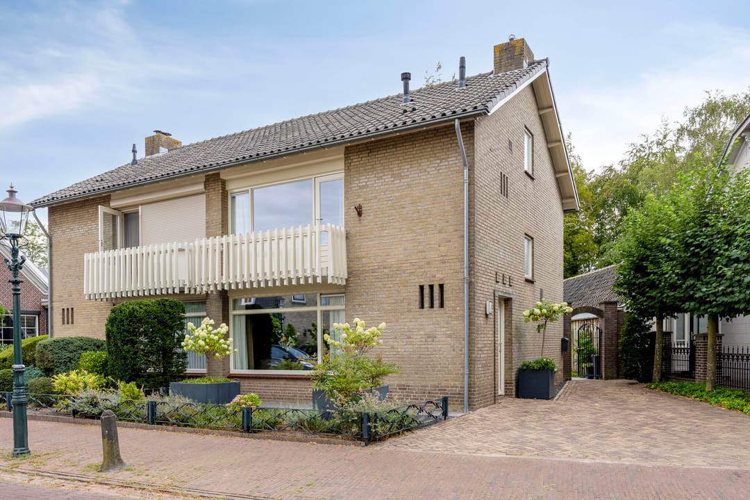 Photo 1 of Dorpstraat 10