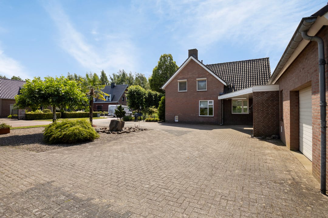Photo 41 of Achterstraat 34