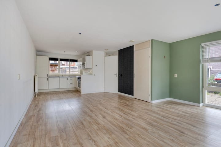 Hoekwoning te koop: Koos Speenhofflaan 43, Beverwijk