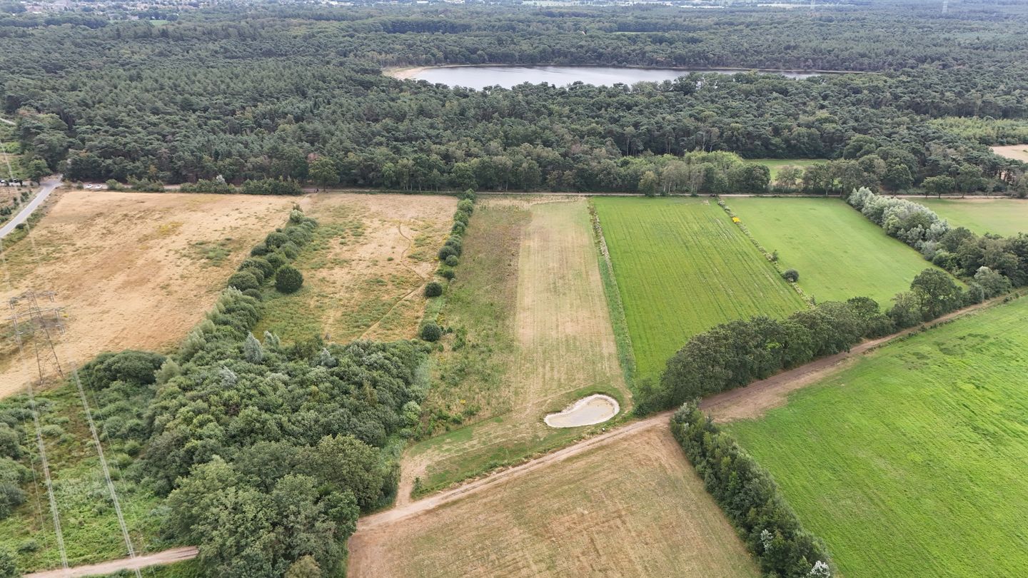 Bekijk foto 3 van Hoevenseweg