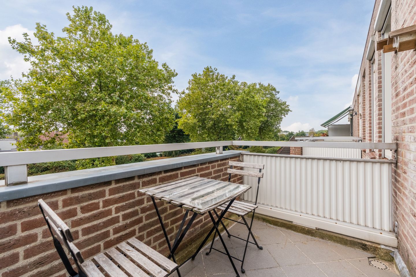 Photo 34 of Laarstraat 15-A