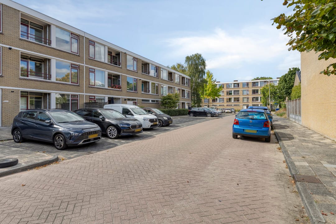 Photo 26 of Frans Halsstraat 35-A