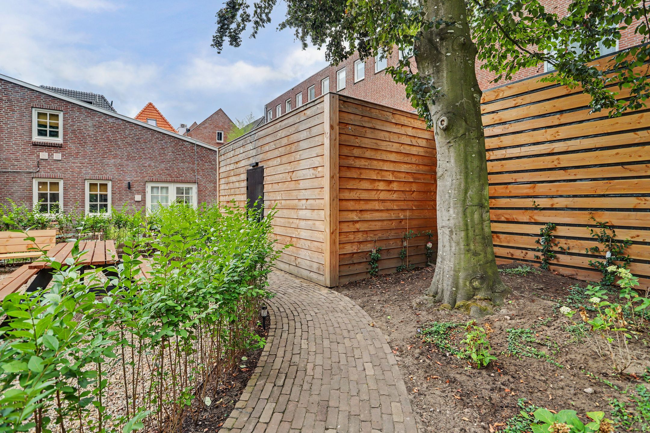 Photo 33 of Hinthamereinde 70-A
