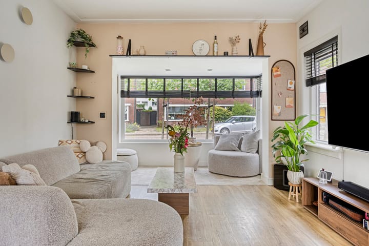 Twee-onder-één-kap te koop: Zonstraat 43, Hengelo
