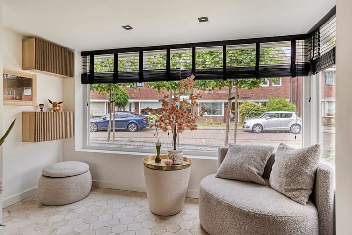 Twee-onder-één-kap te koop: Zonstraat 43, Hengelo