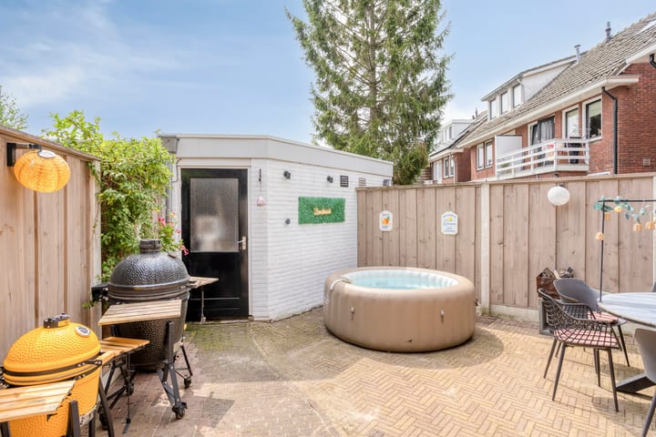 Twee-onder-één-kap te koop: Zonstraat 43, Hengelo