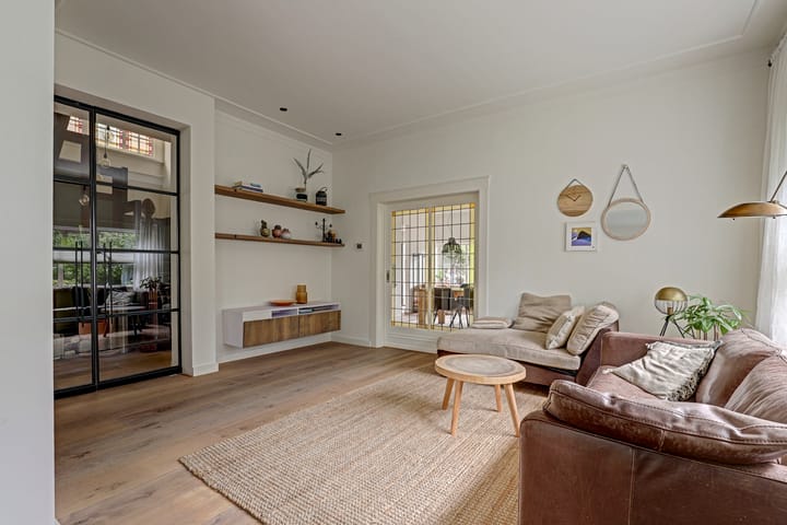 Vrijstaande woning te koop: Spoorstraat 52, Bodegraven
