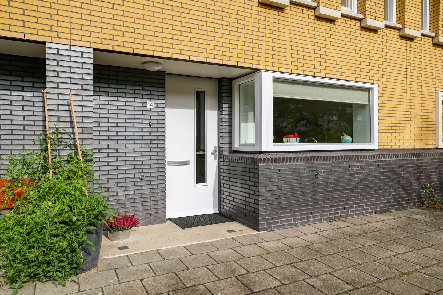 Foto 10 van Coranthijnestraat 14