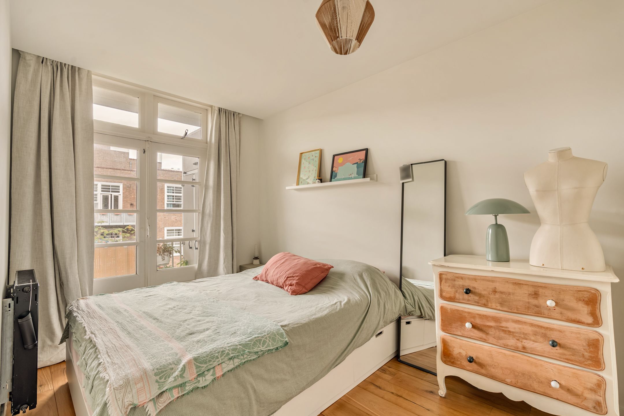 Photo 9 of Jan Evertsenstraat 112-2