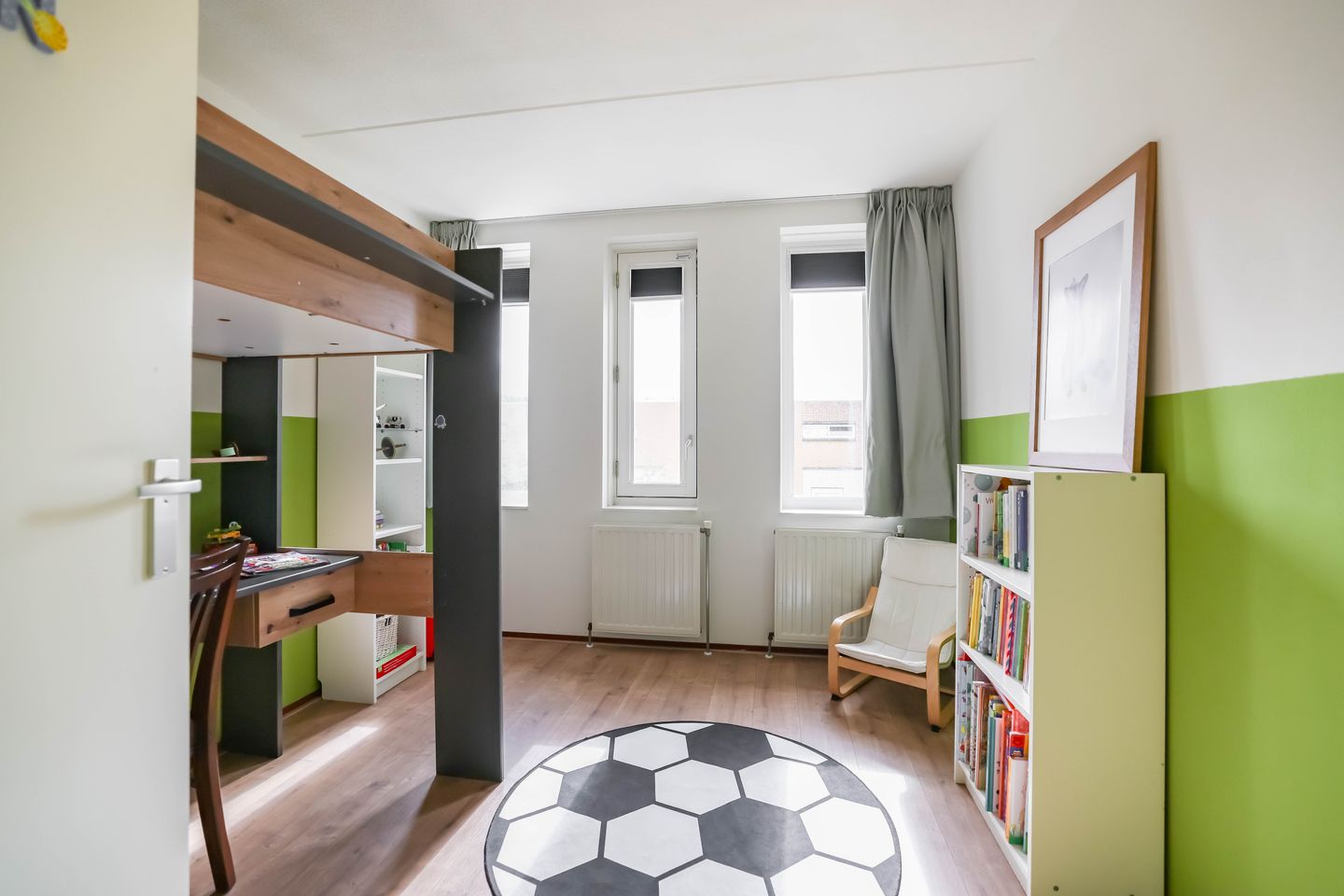 Foto 44 van Coranthijnestraat 14