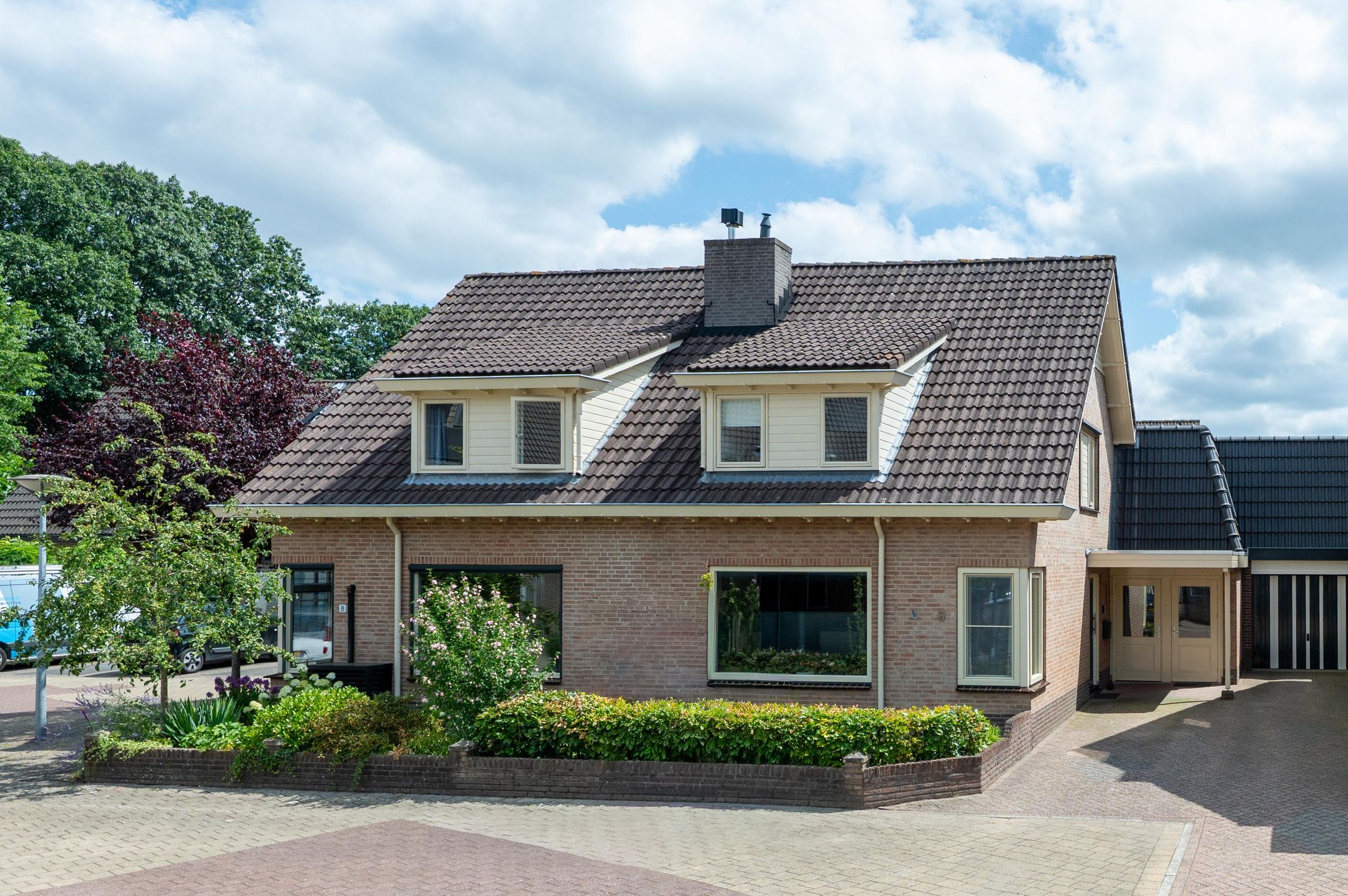 Doornenburg 6