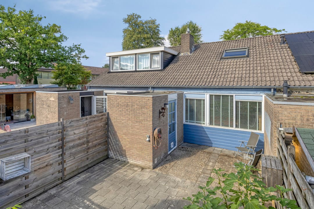 Photo 22 of Rozenstraat 95