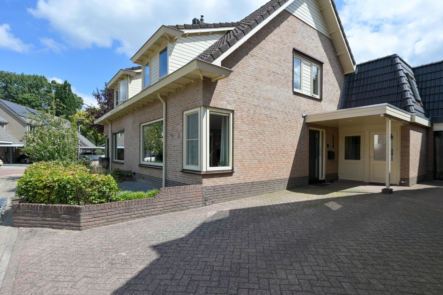Foto 5 van Doornenburg 6