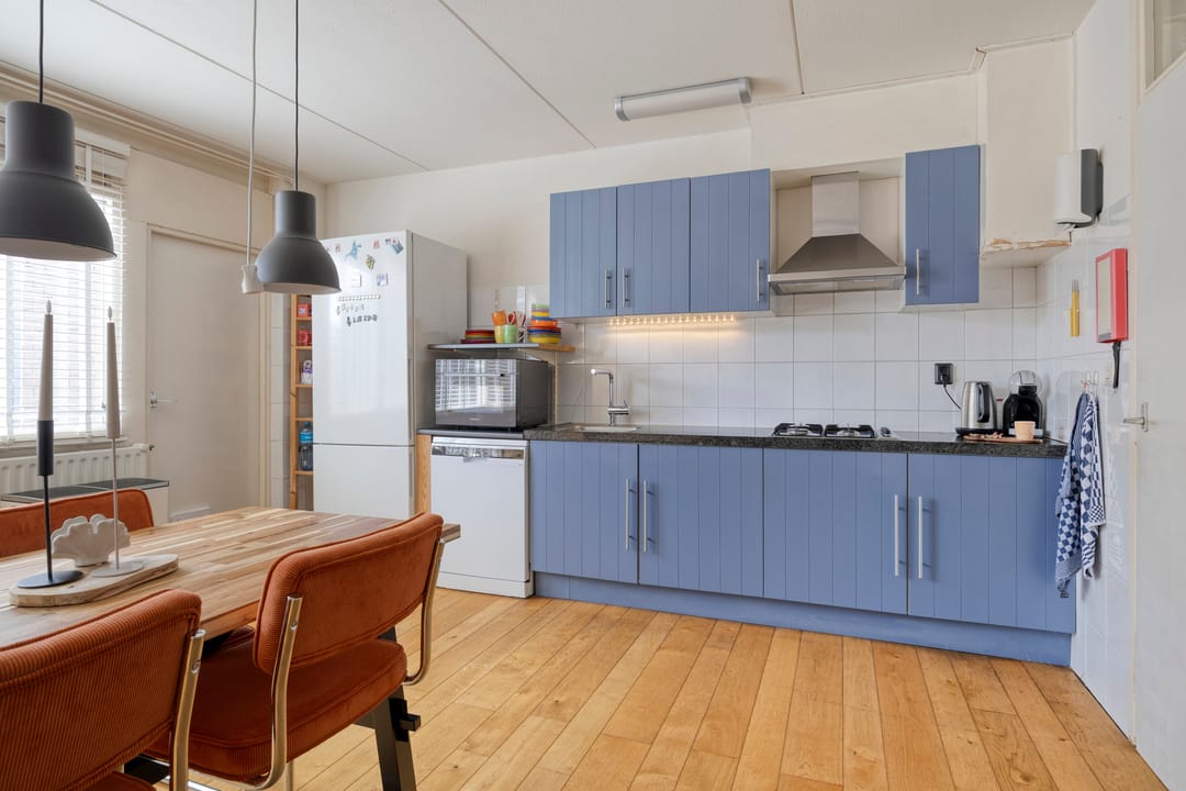 Photo 11 of Rozenstraat 95