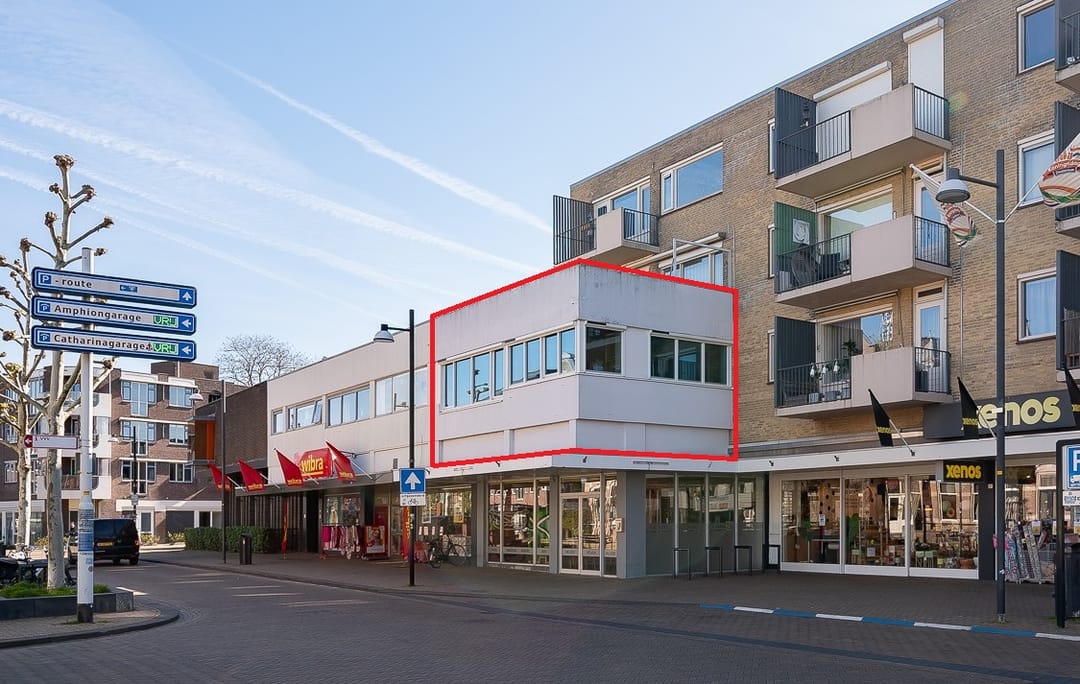 Photo 1 of Plantsoenstraat 21