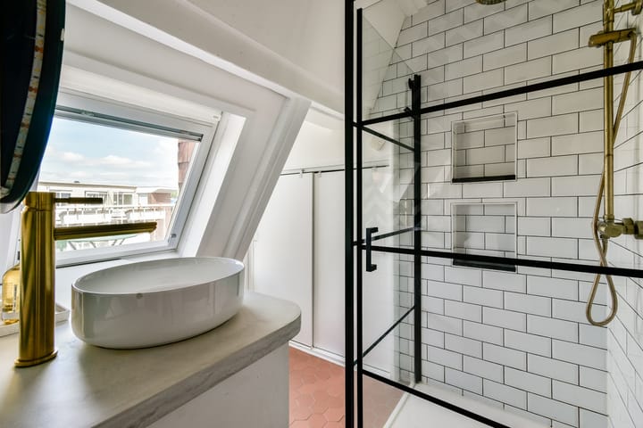 Studio te koop: Fagelstraat 68-4, Amsterdam