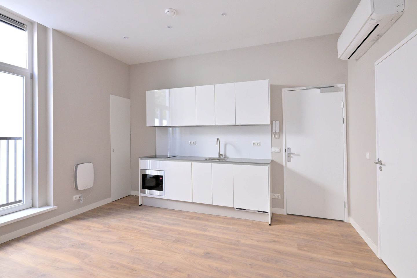 Photo 5 of Grote Overstraat 43-B