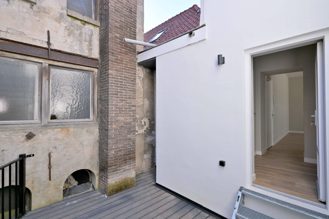 Photo 17 of Grote Overstraat 43-A