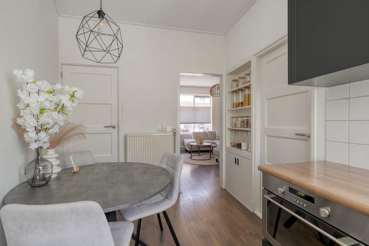 Hoekwoning te koop: Willem de Zwijgerstraat 13A, Kampen