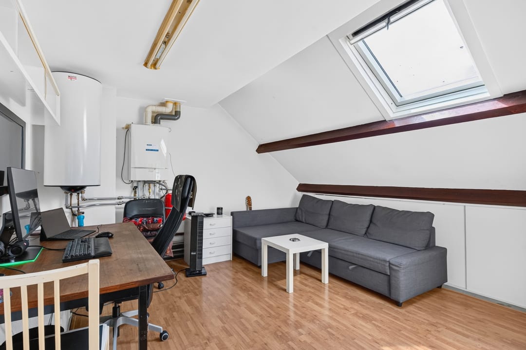 Photo 38 of Willem de Bruynstraat 10