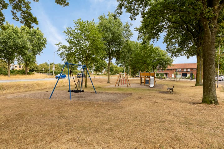 Hoekwoning te koop: leliestraat 62, Oldenzaal