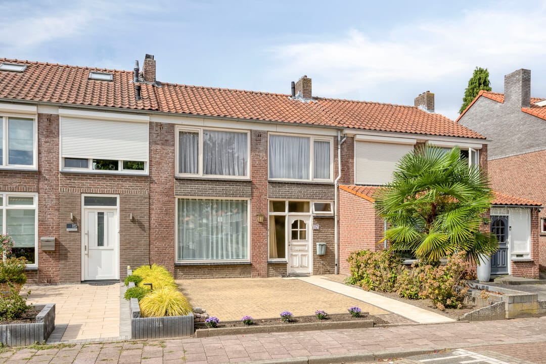 Photo 2 of Schepenenstraat 17