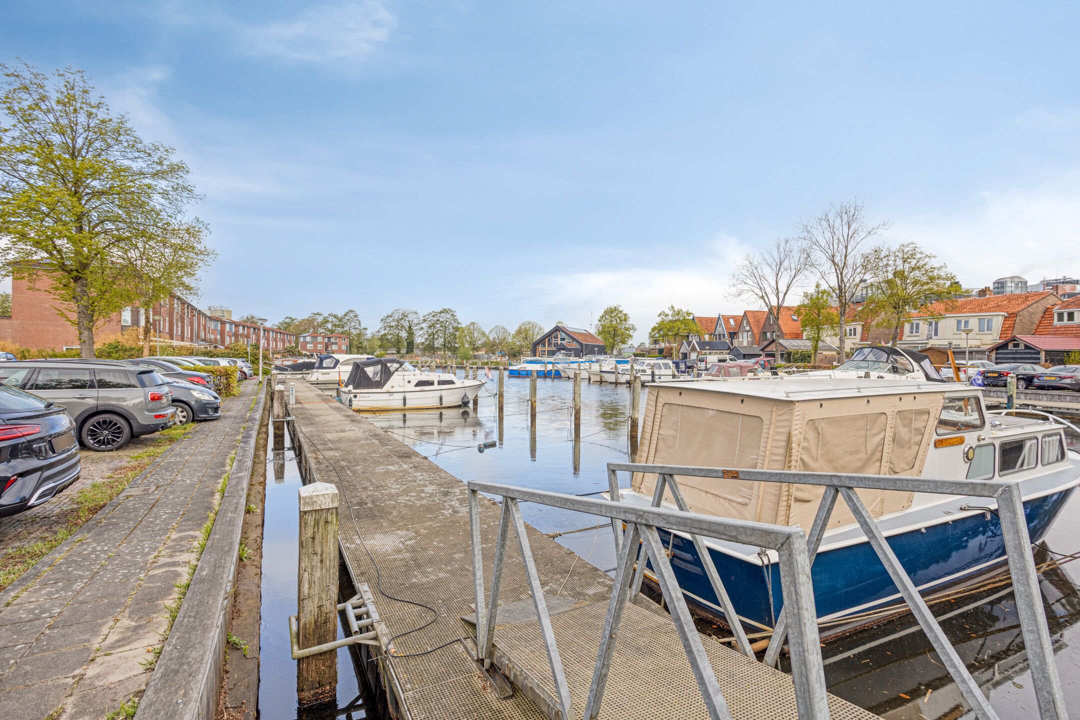Photo 42 of Schuttevaerstraat 14