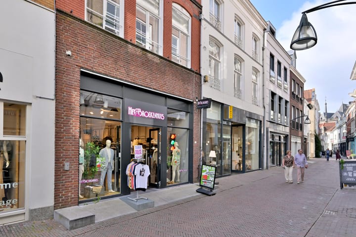 Lange Bisschopstraat 32, Deventer