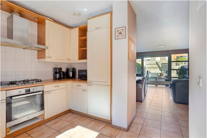 Tussenwoning te koop: Saltholm 47, Zaandam