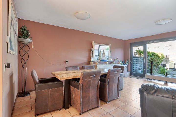 Tussenwoning te koop: Saltholm 47, Zaandam