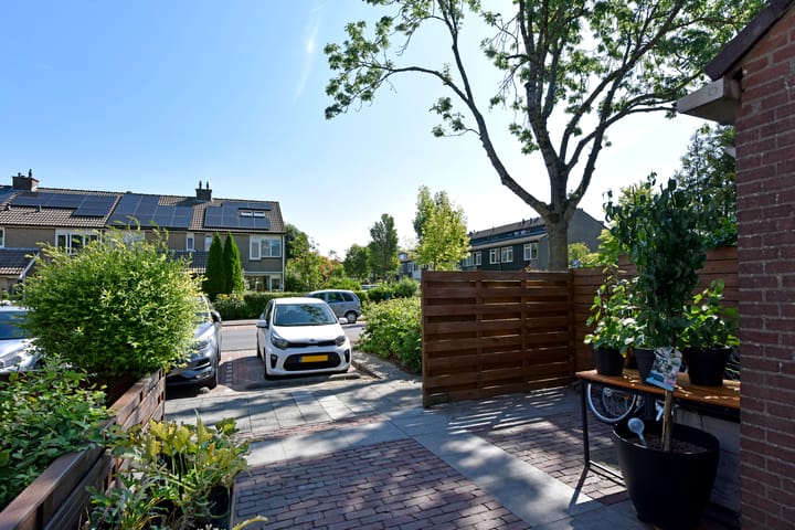 Tussenwoning te koop: Het Lange Stuk 27, Nieuwkoop