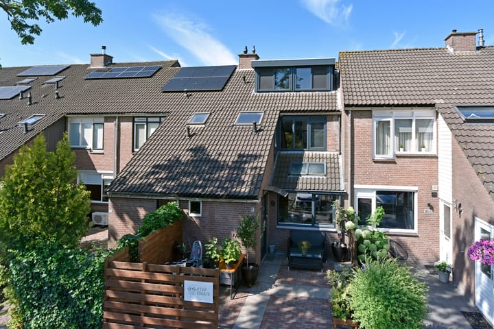 Tussenwoning te koop: Het Lange Stuk 27, Nieuwkoop