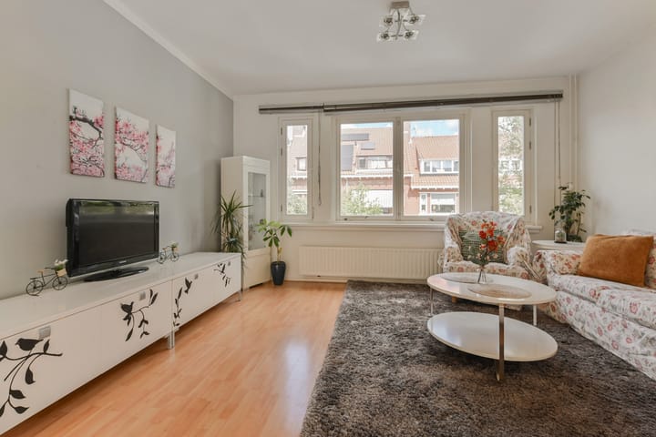 Photo 3 of van der Palmstraat 33