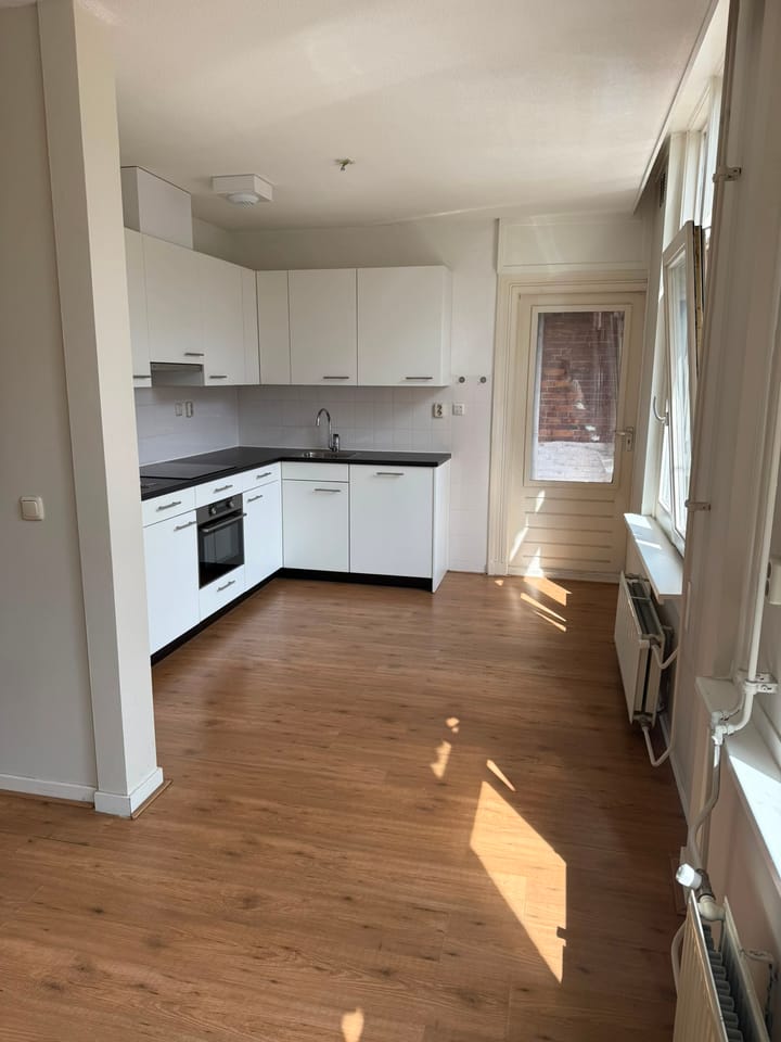 Appartement te huur: Admiraal De Ruijterweg 195-2, Amsterdam