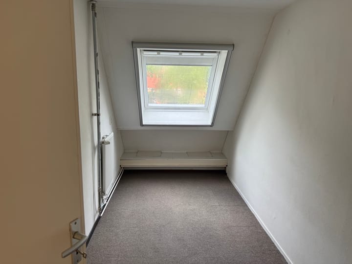 Tussenwoning te huur: Weegbree 47, Zwaag