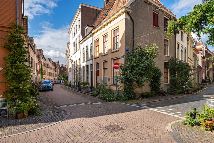 Photo 3 of Waterstraat 14
