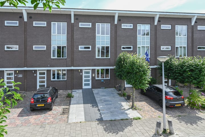 Tussenwoning te koop: Stelling 33, De Kwakel