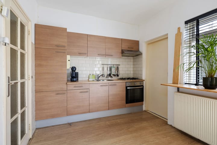Tussenwoning te koop: De Ee 71, Drachten