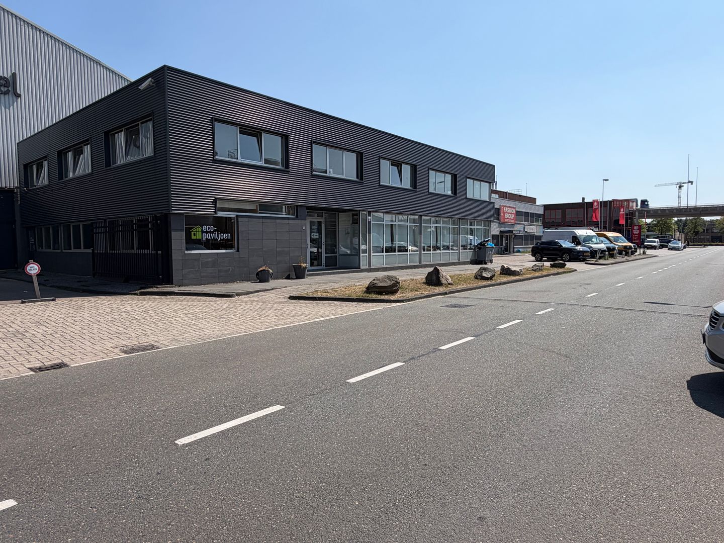 Bekijk foto 2 van Isarweg 8