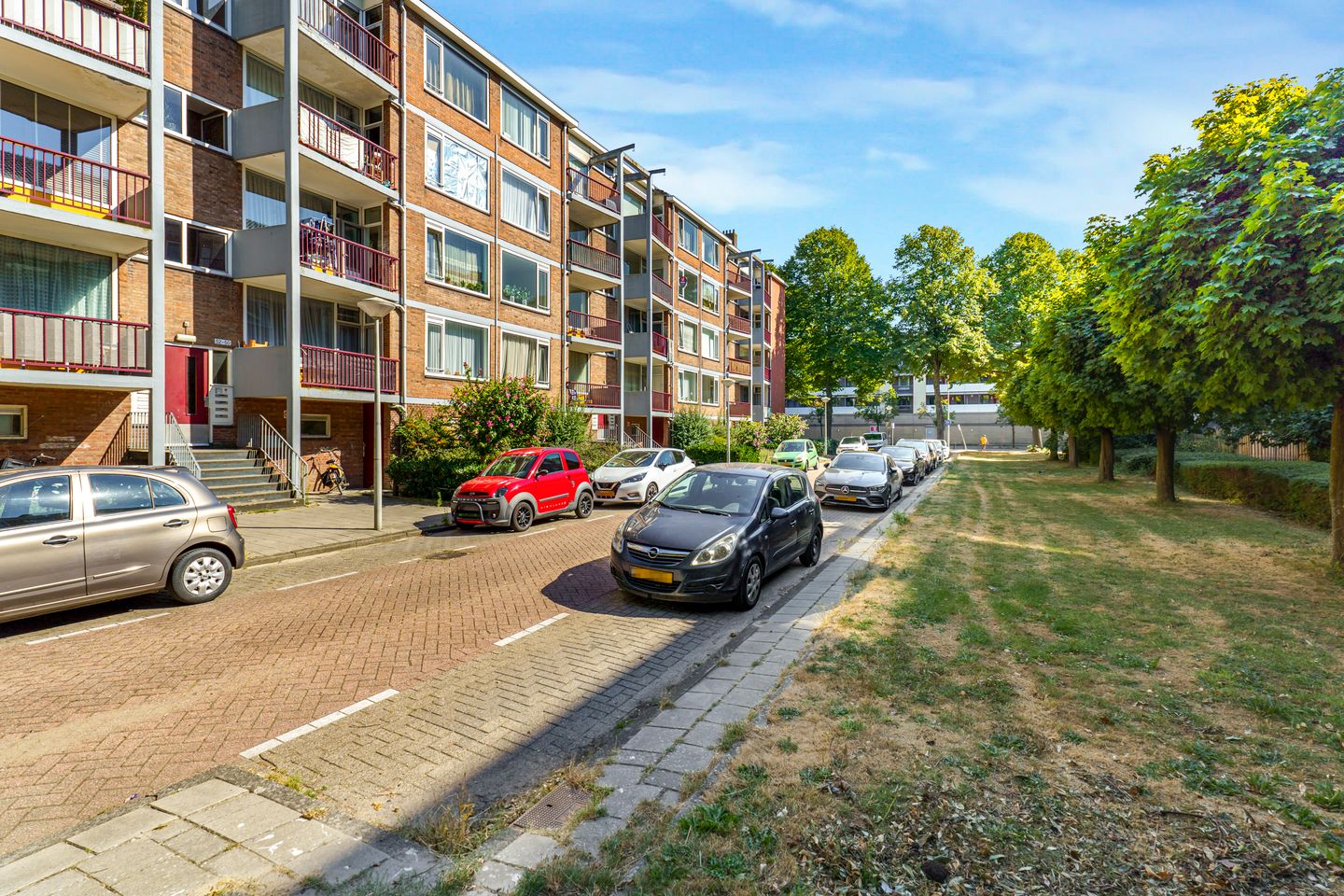 Photo 35 of Pieter Calandlaan 48-1
